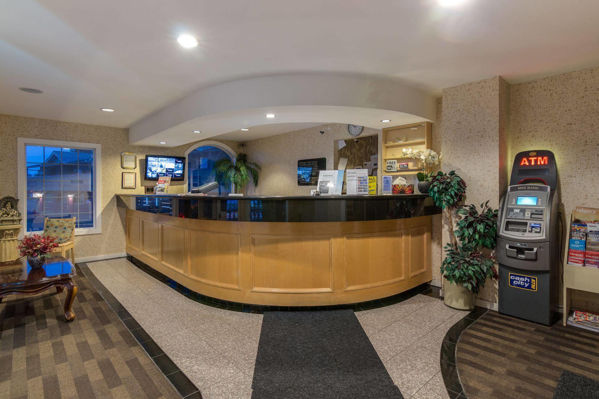 Canadas Best Value Inn Chinook Station YYC Exteriér fotografie