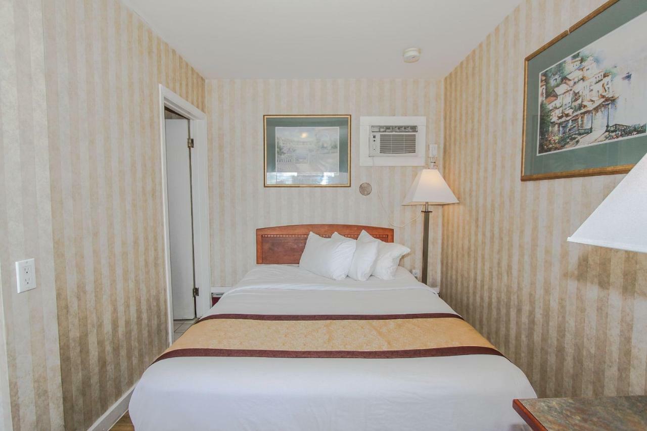 Canadas Best Value Inn Chinook Station YYC Exteriér fotografie